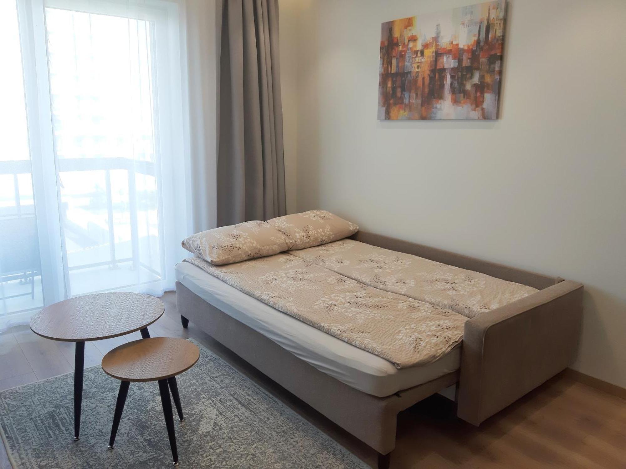 Warmzy - Modern 2 With Free Parking Apartment *
